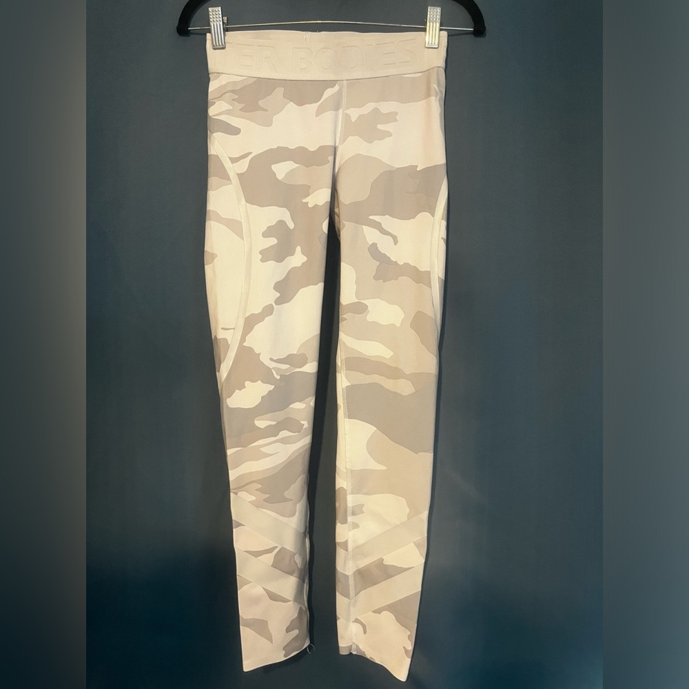 Better Bodies Size S Camo Athletic Leggings